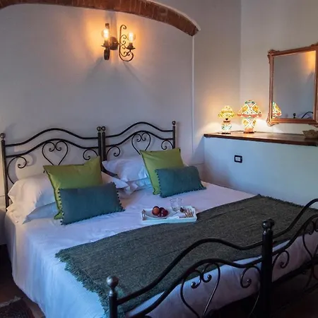 I Salici Farm stay Badia Agnano